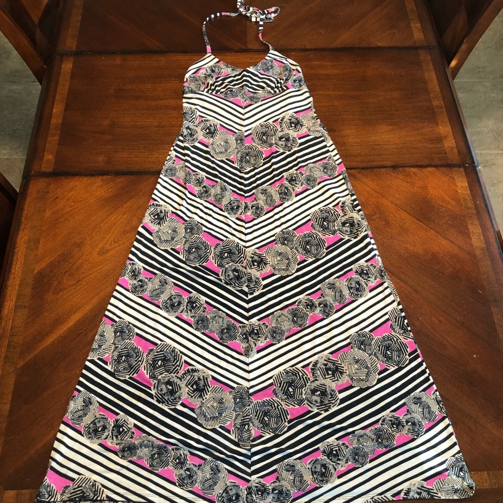 Sale! 🏈Halter maxi dress